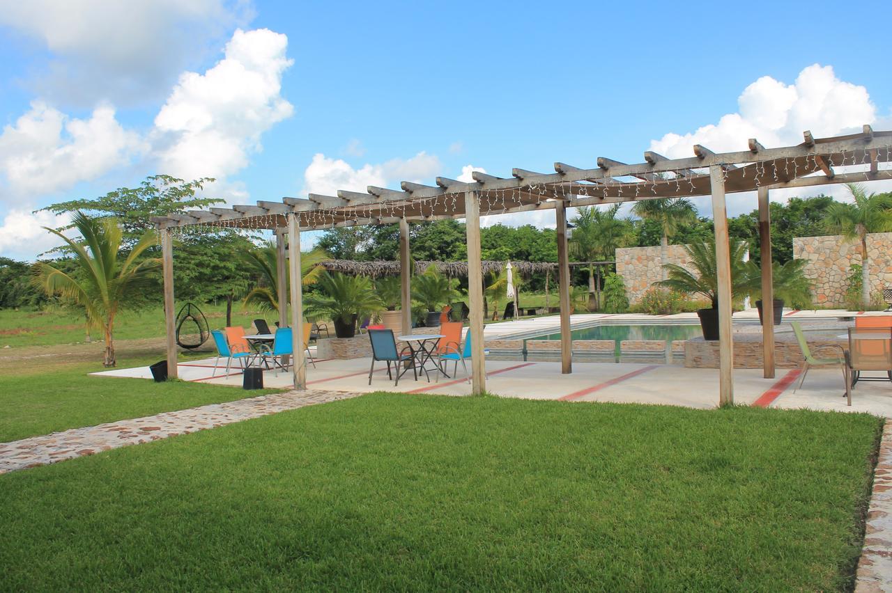 Real Primaveras Campestre Escárcega エクステリア 写真